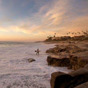 La Jolla Surfer Proves Why It’s Awesome to Live in La Jolla (and surf)